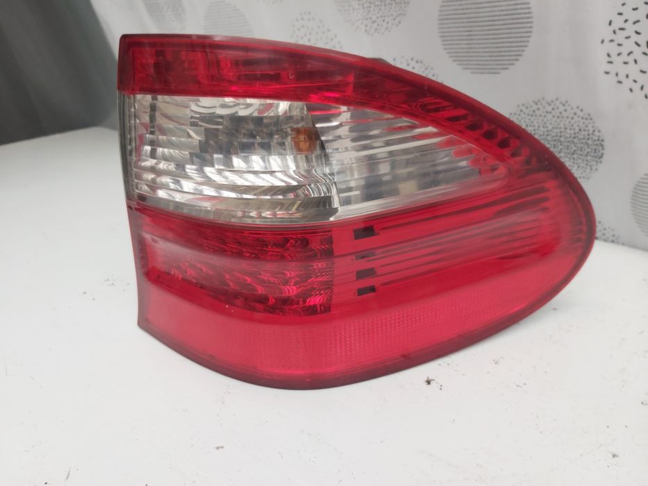 Стоп мерцедес W211 комби Mercedes W211
