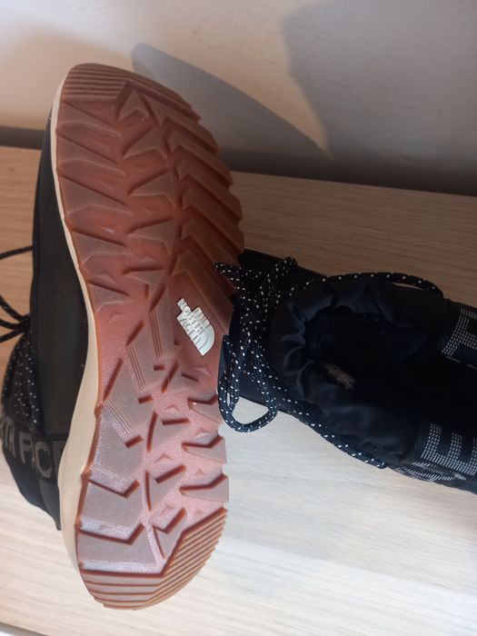 Дамски зимни обувки the north face  размер41- 27 cm