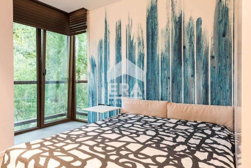 Продава се Тристаен апартамент в Варна, Бриз - 132 кв.м за 2500 €/кв.м - Снимка #6