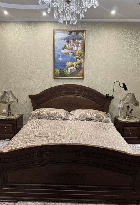 Продам спальный гарнитур