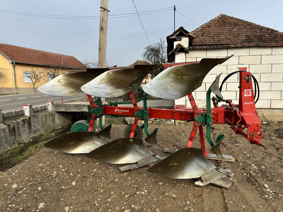 Plug reversibil Kverneland VD 100