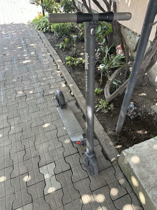 Trotineta electrica ninebot pentru piese sau folosinta nu stiu starea