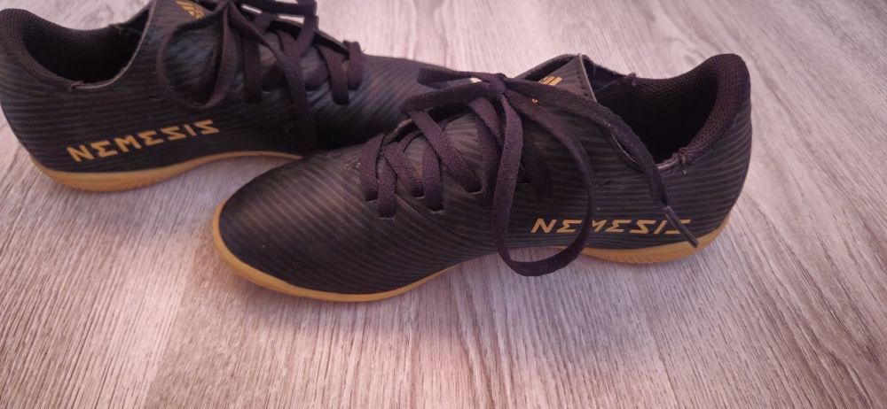 Детски обувки adidas nemeziz