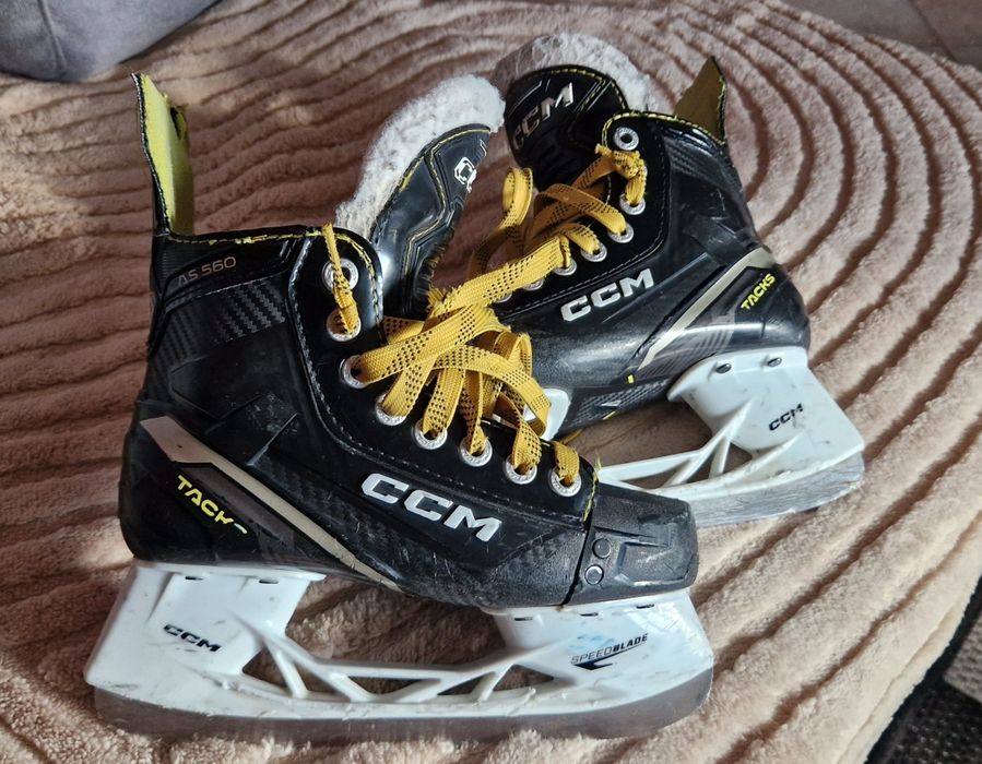 Кънки за хокей на лед CCM TACKS AS 560