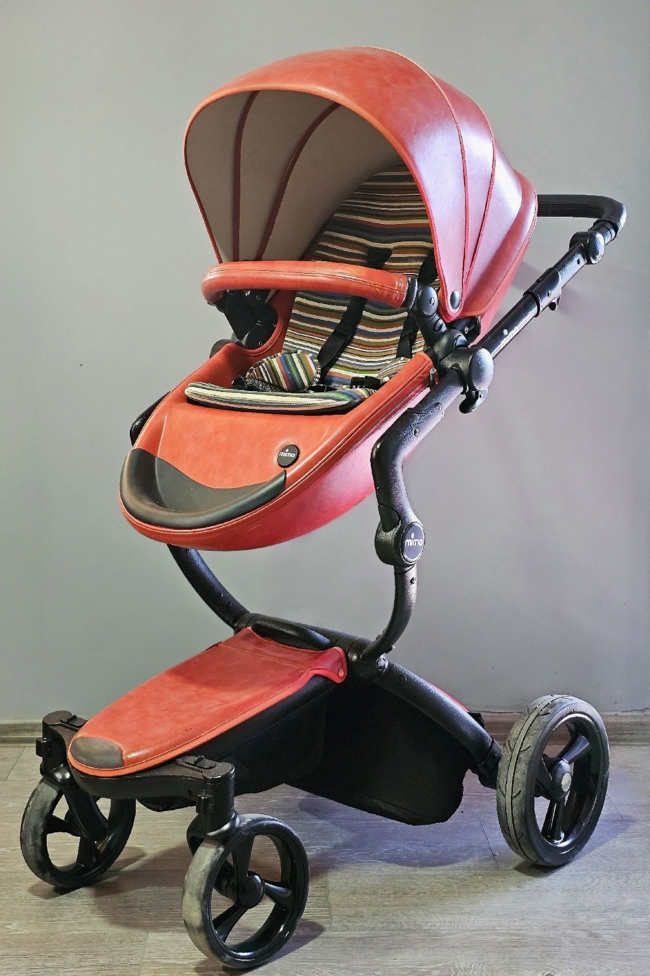 Бебешка комбинирана количка MIMA Xari Sicilian Red/Red