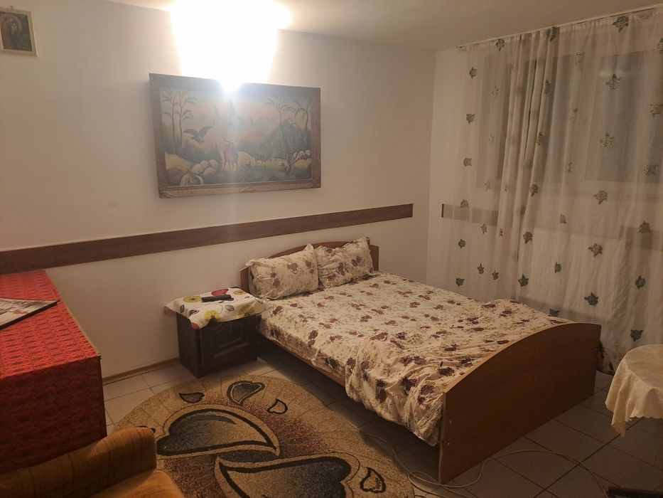 Propietar inchiriez apartament 2 camere