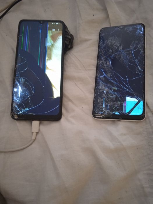 Samsung a12 още един Самсунг и myPhone hammer