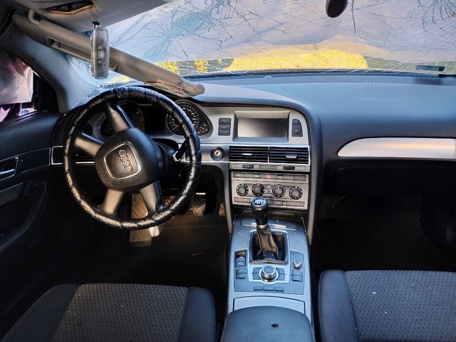 Vand audi a6 avariat