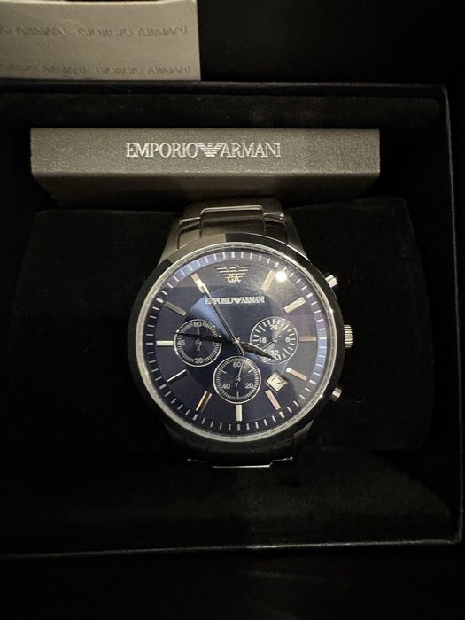 Emporio armani часовник