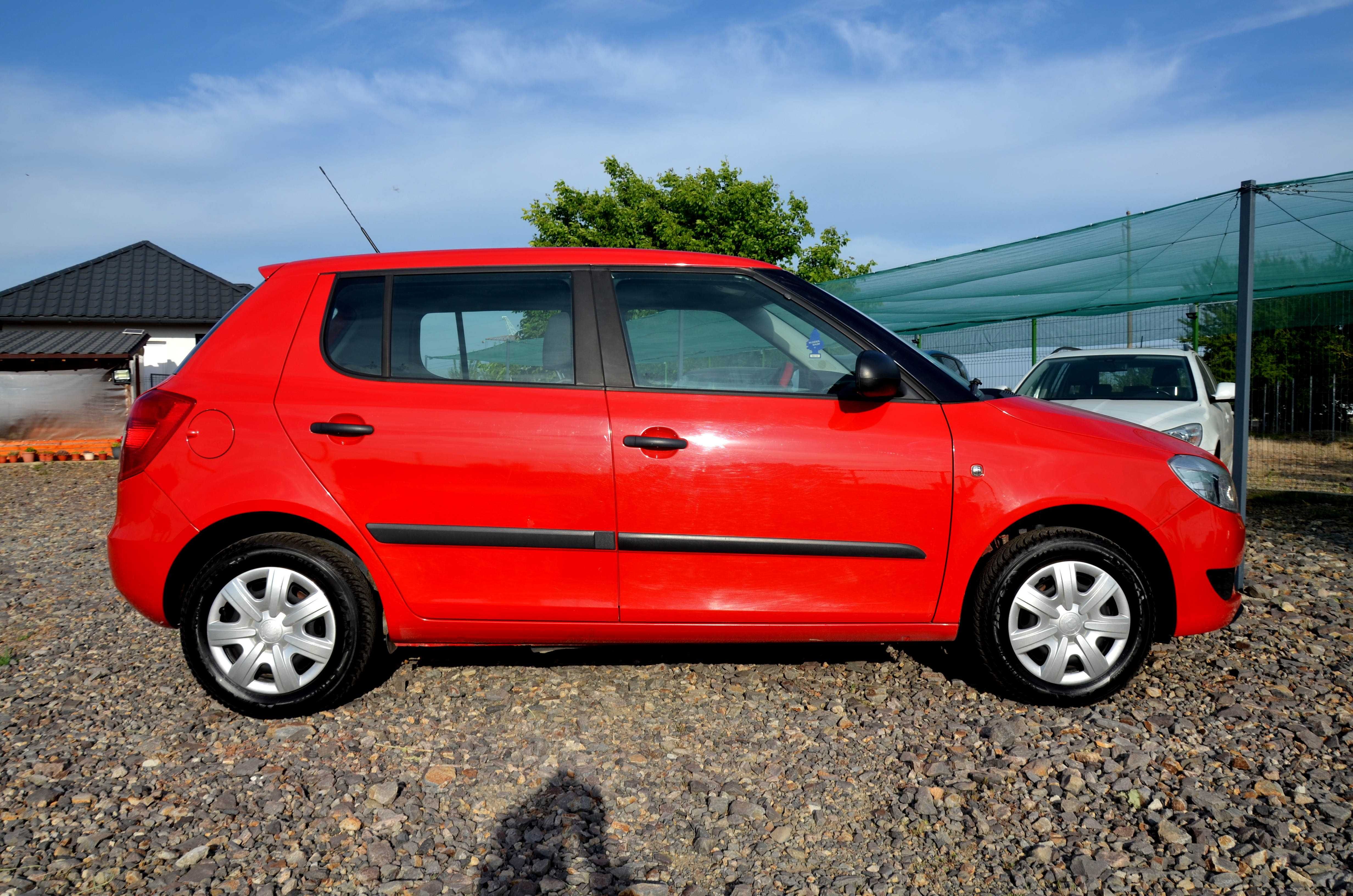 Skoda Fabia 2011, facelift, Euro 5, 1.2 mpi, RATE sau cash