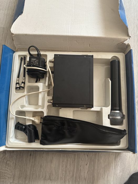 Продам микрофон Shure