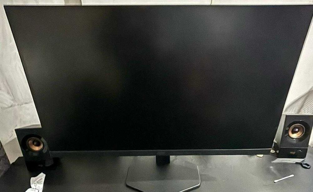 Monitor Gaming AOC, FAST VA, 180 hz. 24" QHD(2K)