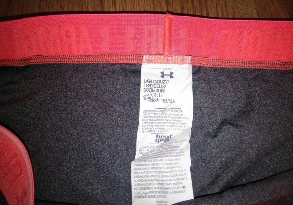 Pantaloni scurți compresie de damă Under Armour HeatGear mărimea L