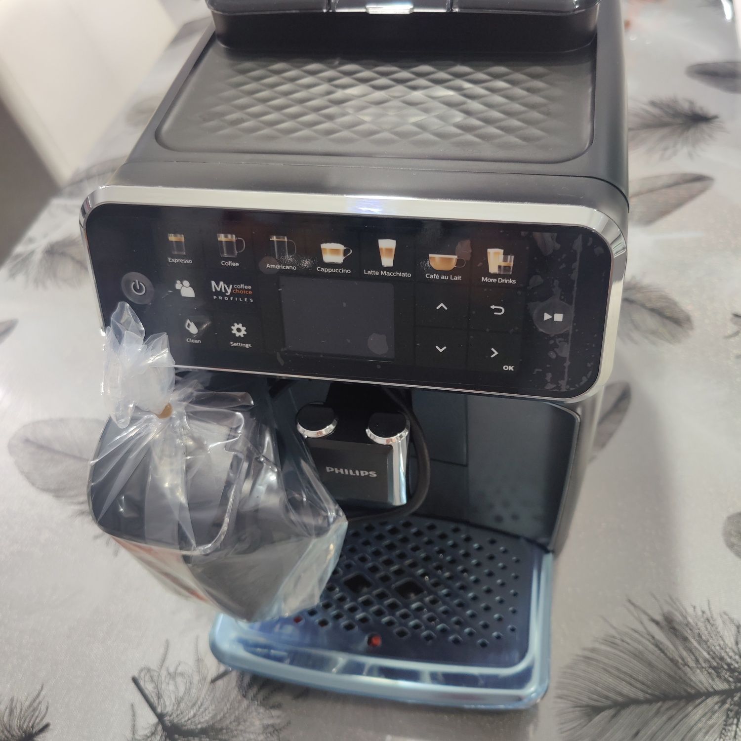 Espressor Cafea Philips 5400 Series LatteGo