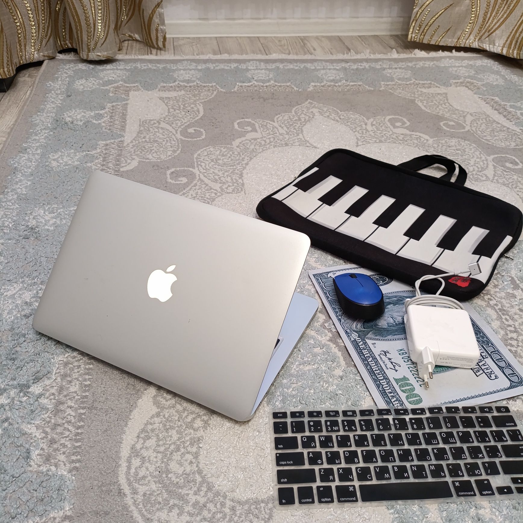 MacBook Pro 13 Retina/SSD-256GB/ОЗУ-8ГБ/Intel Core i5/MacOS Catalina