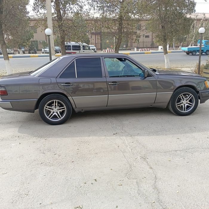 W124 yaxshi xolatda