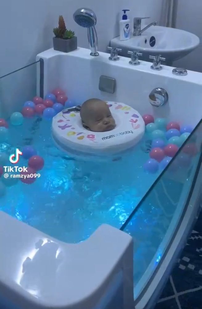Гидромассажная ванночка для детей