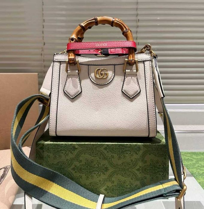 Geanta de mana dama Gucci, piele naturala 98-0