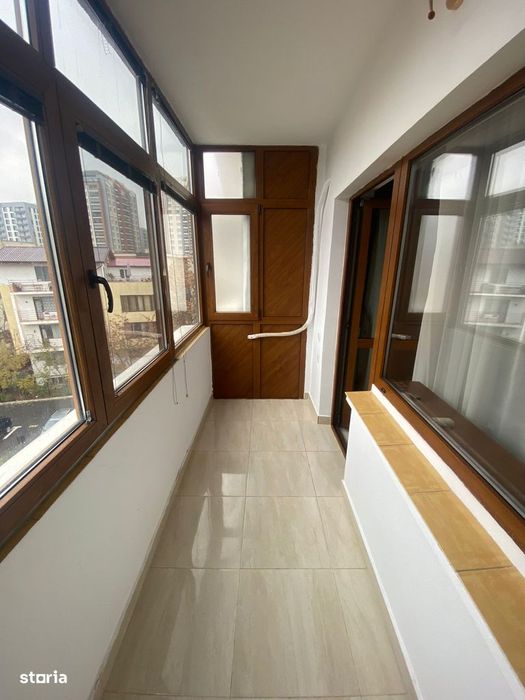 Apartament 1 cameră, balcon 5 m și aer condiționat