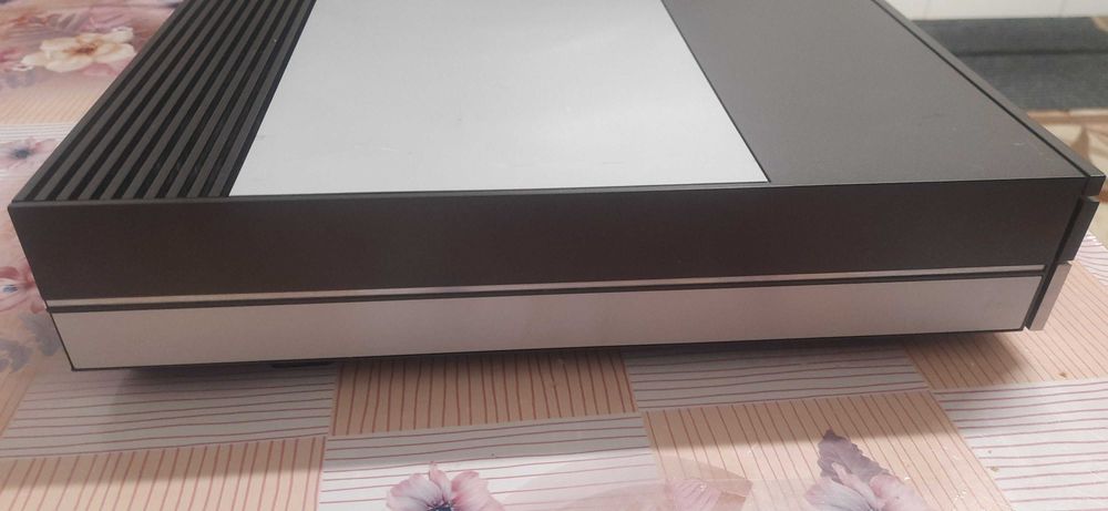 Bang & Olufsen Beomaster 5500.