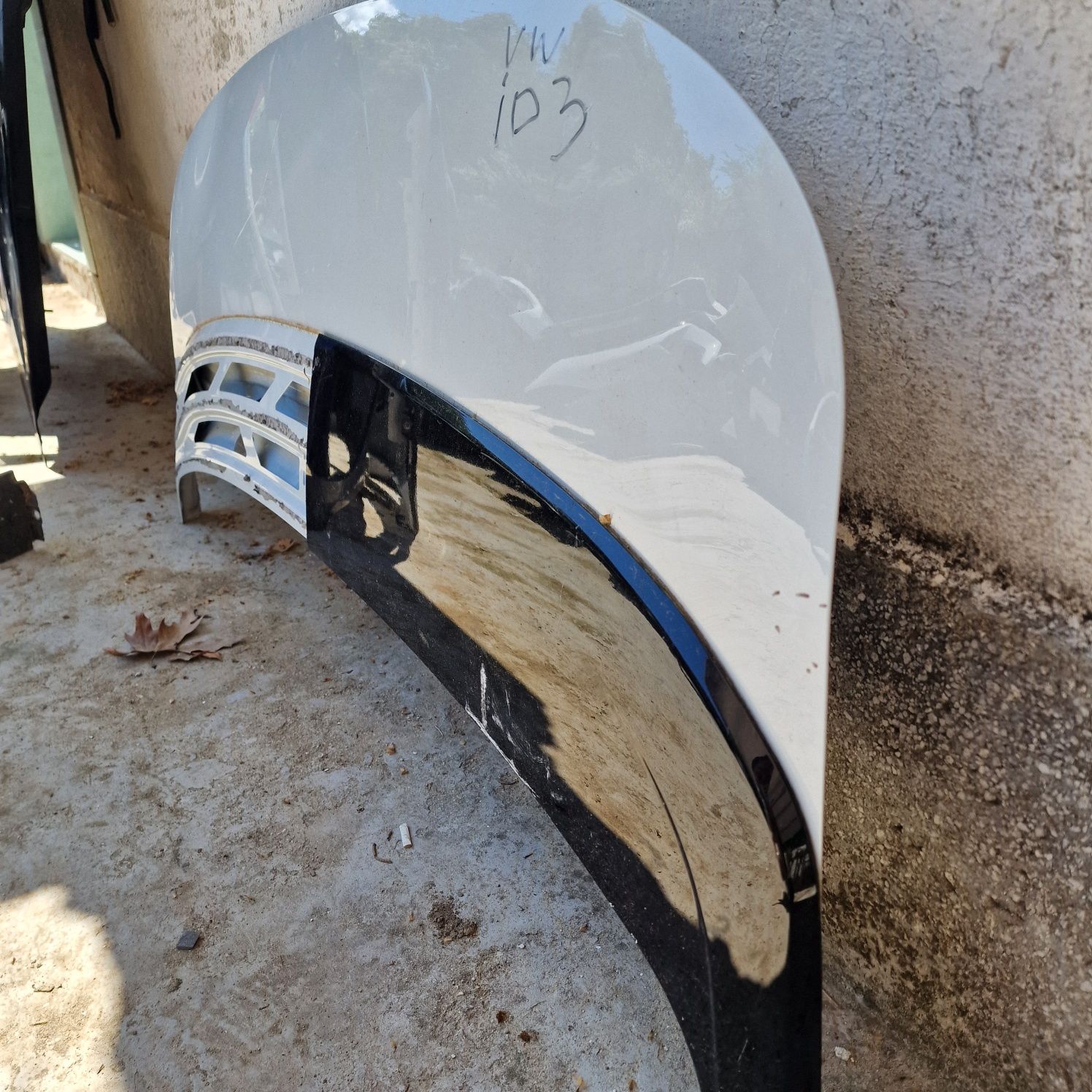 VW ID3 преден капак