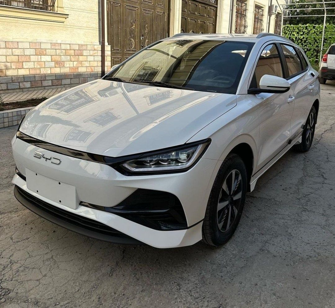 BYD e2  full  405km