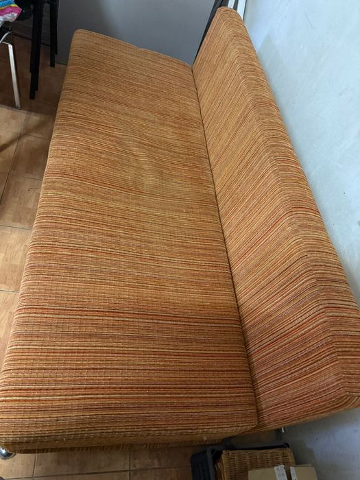 Диван в хорошем состоянии