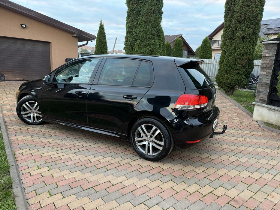 VW GOLF 6 1.6 tdi* 105 cp* 2011* IMPECABIL!!!