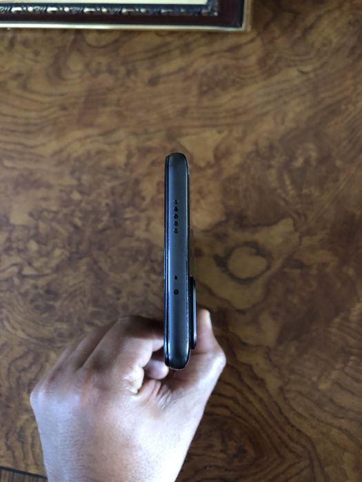 POCO M4 pro 5g. 6/128 гб