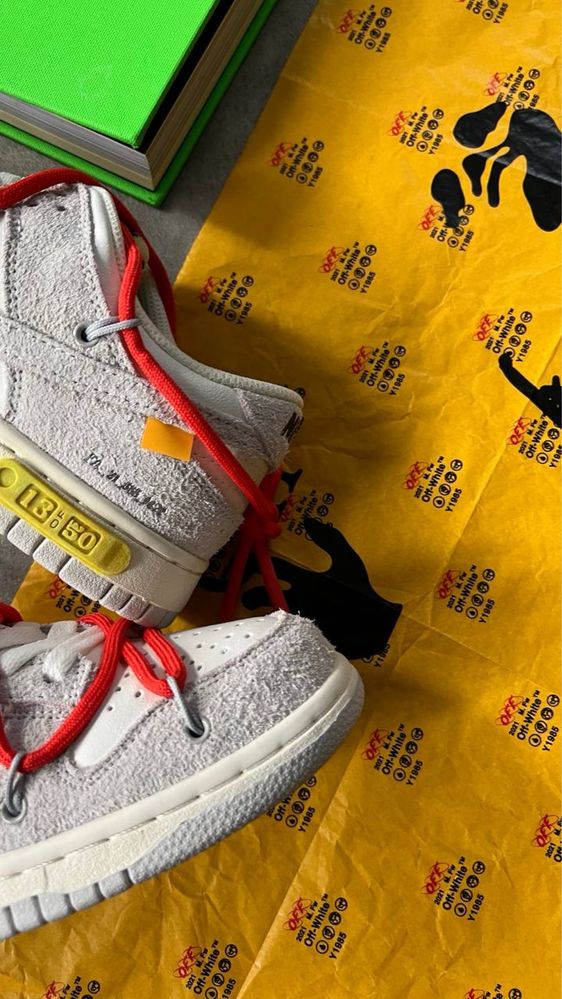 Off White Dunk Low - Lot 13