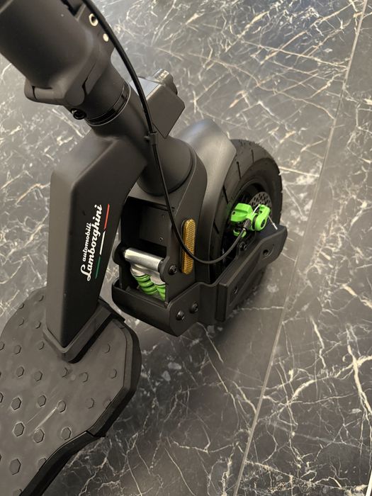 Trotineta electrica AUTOMOBILI LABORGHINI | rulata 19 km