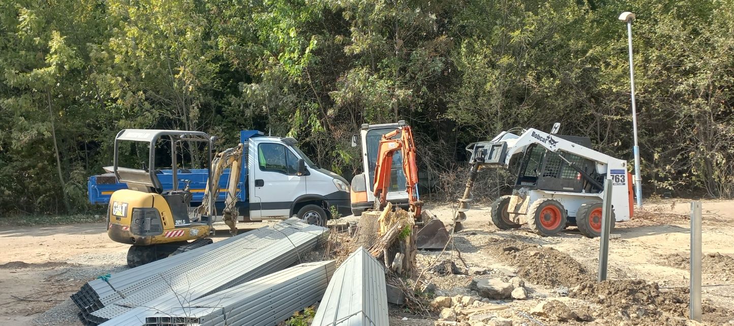 Miniexcavator/Bobcat: sapaturi fundatii, santuri, foreza/burghiu