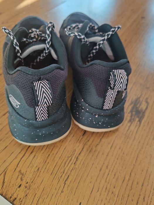 Маратонки Skechers