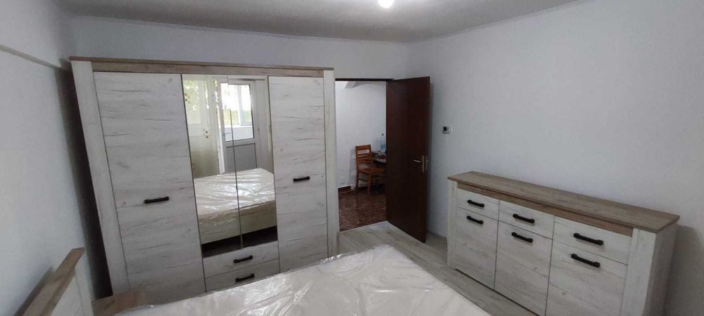 Inchiriez Apartament 1 Camera 32mp, Str. Privighetorilor, Parter