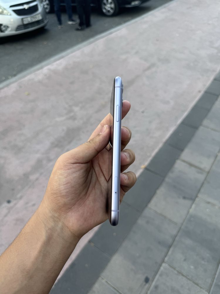 Iphone 11 128 gb idealniy