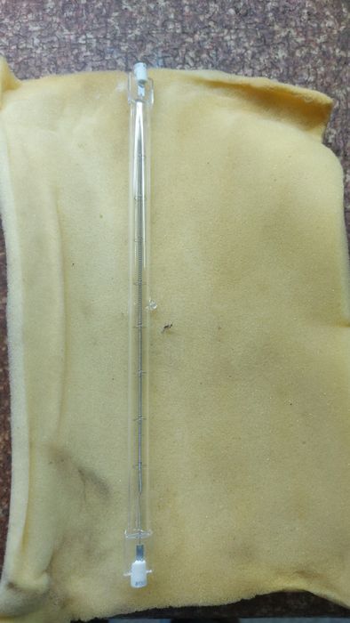 Лампи UV от дискотека 4 броя ,за авариина сигназицая 6 броя и 2 хал. л