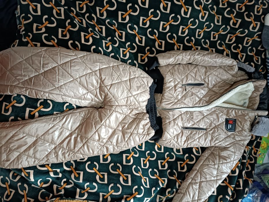 Продам лыжный костюм