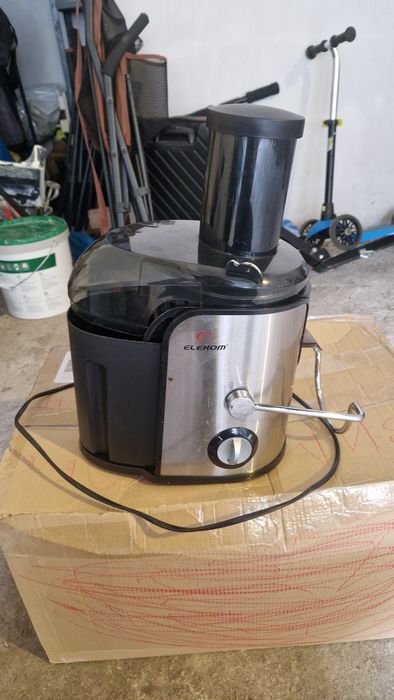 Сокоизстисквачка за твърд плодовеи