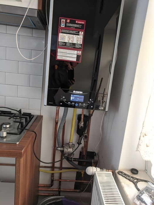 Instalati termice SERVICII CAROTARE