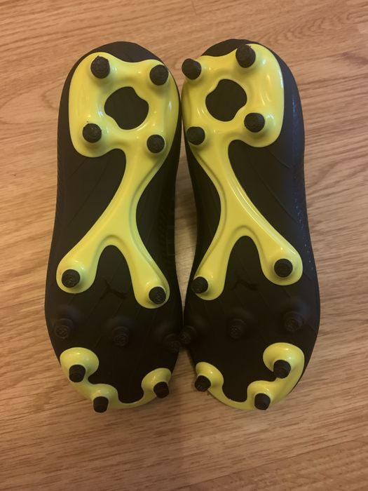 Ghete fotbal PUMA cu crampoane copii