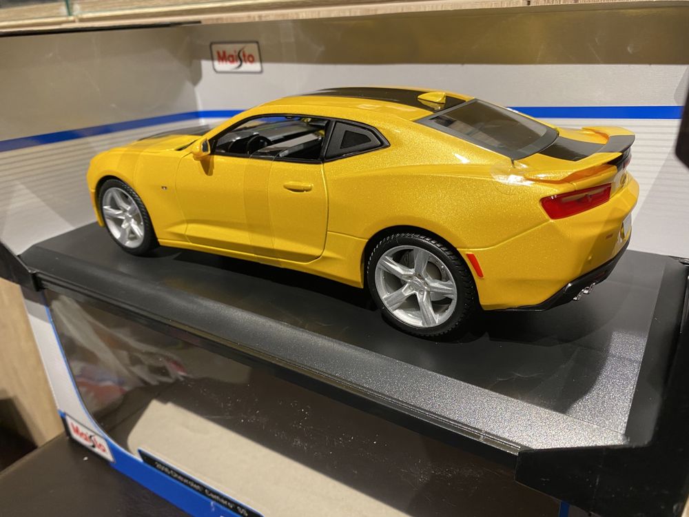 MAISTO CHEVROLET CAMARO SS an 2016 machetă auto scara 1:18