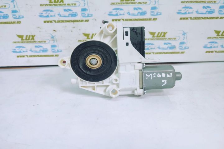 Motoras macara stanga spate 827310006R Renault Latitude  seria