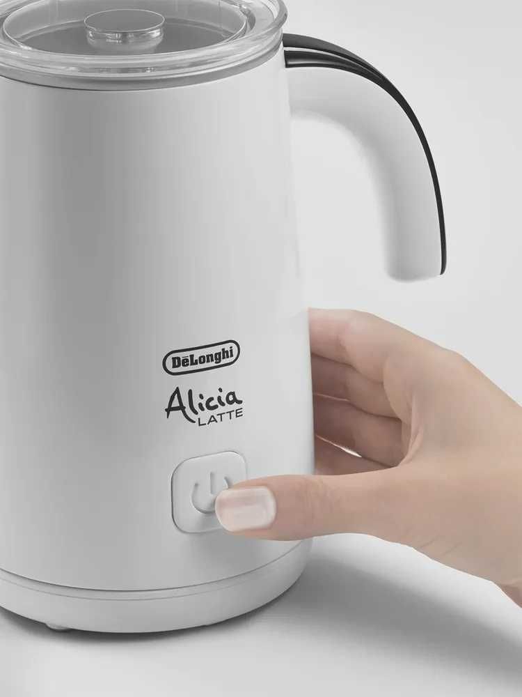 Вспениватель молока/Капучинатор DeLonghi EMF2.BK/W