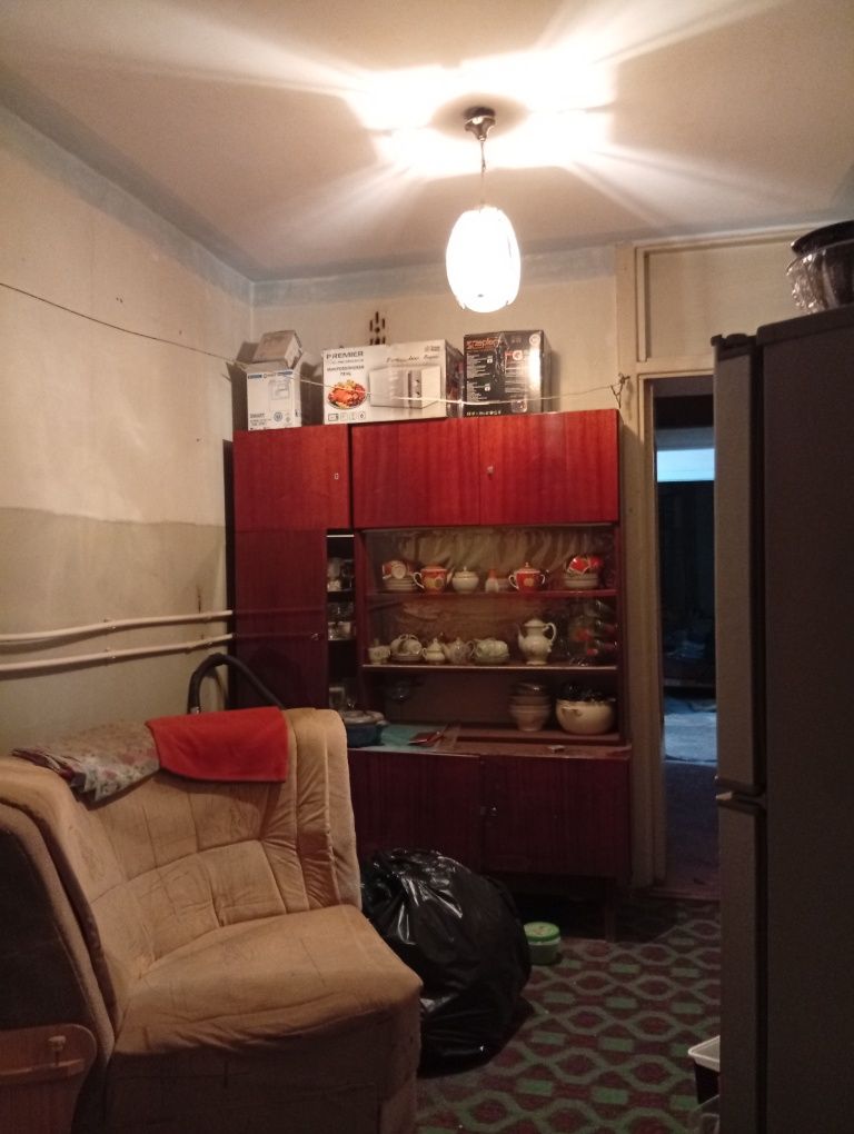 3хоналик квартира сотилади. 30 000 долларов
