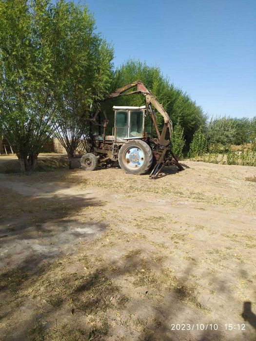 SOTILADI: Traktor 28