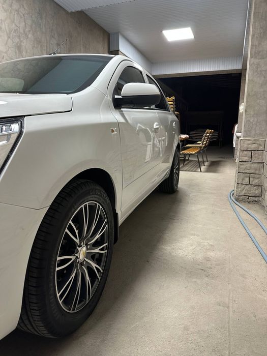 Продаётся кобалт 2022года автомат