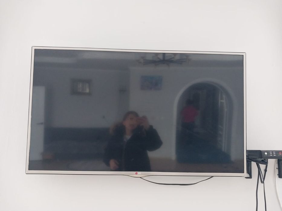 Продам телевизорLG