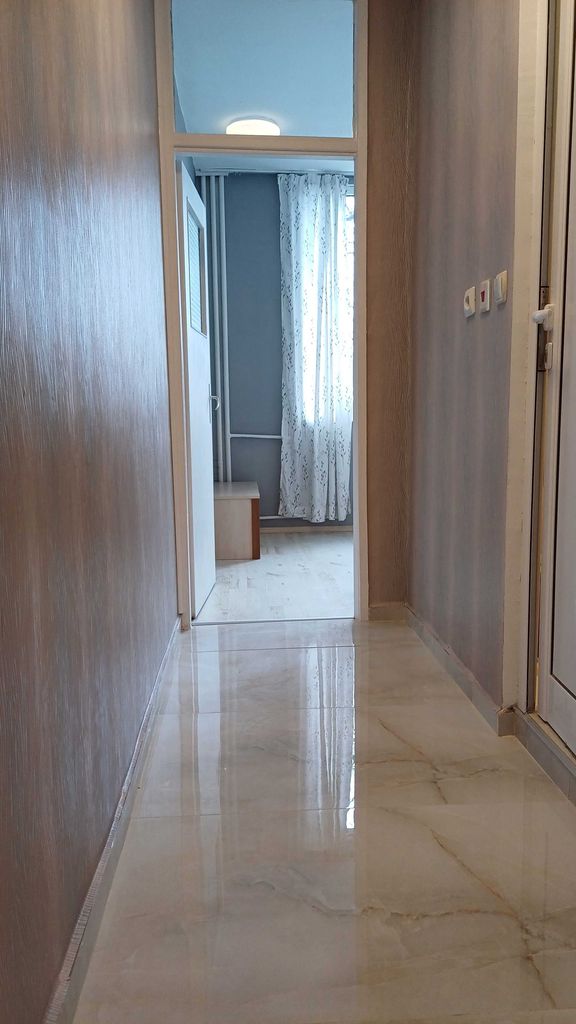 Дава се под наем Тристаен апартамент в София, 7-ми 11-ти километър - 68 кв.м за 459 € - Снимка #10