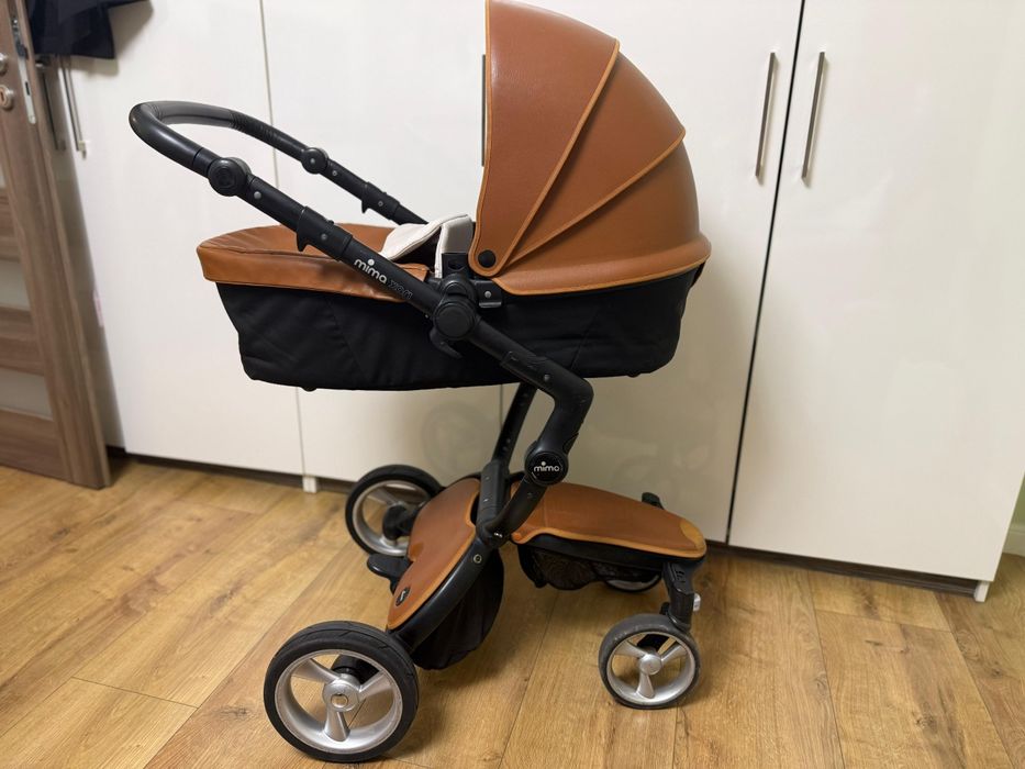 Cărucior Mima Xari 3 în 1