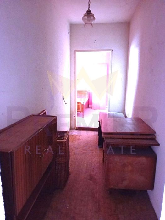 Продава се Тристаен апартамент в Варна, Автогара - 92 кв.м за 892 €/кв.м - Снимка #1